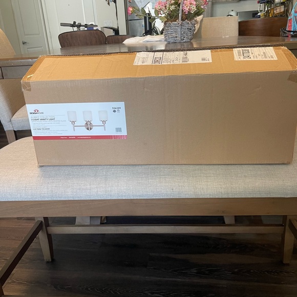 3 Light Vanity Light - Picture 11 of 11